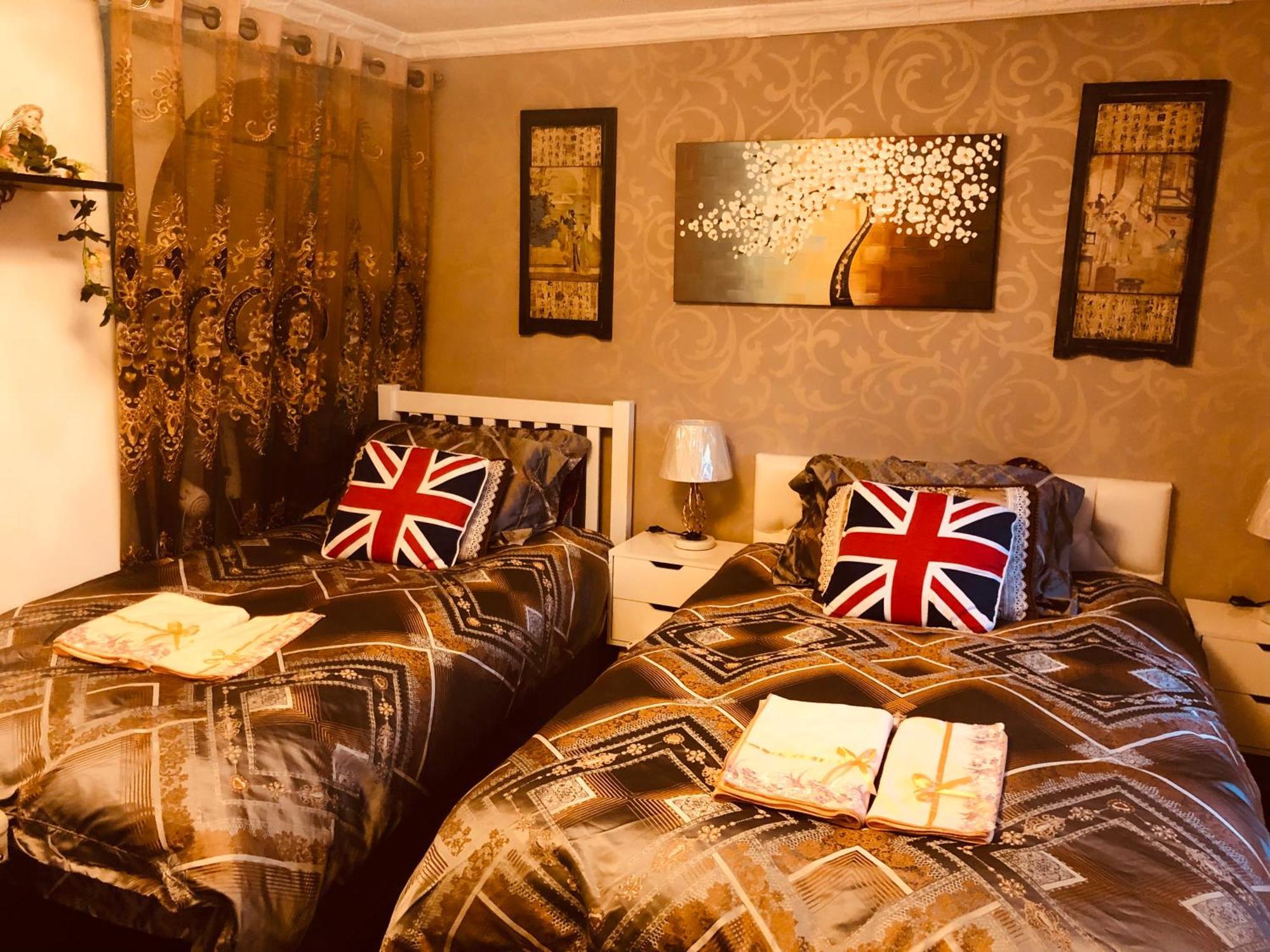 Cheerful 4 Bedroom House With Garden Free Parking Londen Buitenkant foto